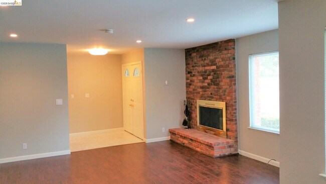Photo - 29 Thorndale Pl