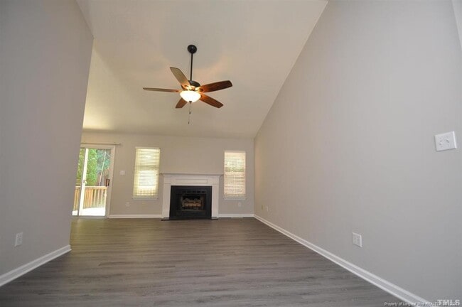 Photo - 205 W Wyatts Pond Ln