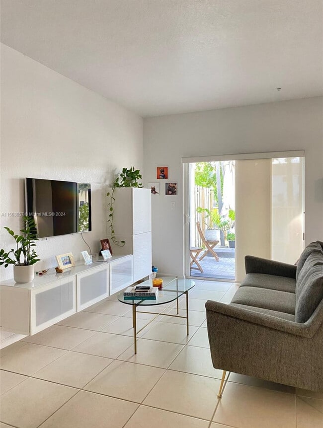 Photo - 8850 NW 97th Ave Unit 102