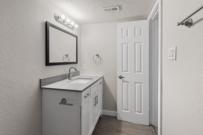 Photo - The Canopy at South Congress