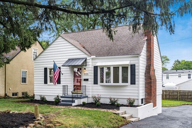 Photo - 884 S Chesterfield Rd
