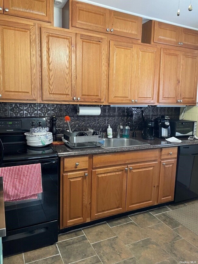 Photo - 59 Wolcott Rd