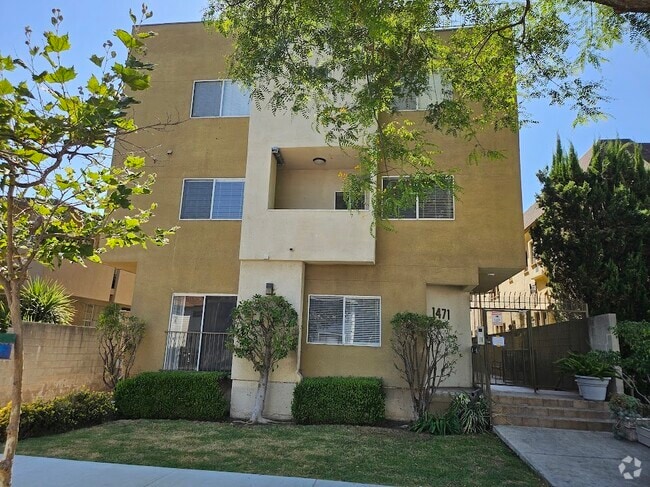 Building Photo - 1471 S Wooster St Unit 5 Rental