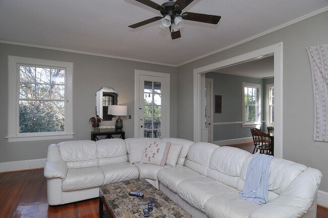 Photo - 3BR / 2.5BA Home – Walk to University Campus & Five Points!