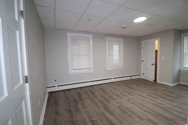Photo - 17 Brigham St Unit 23