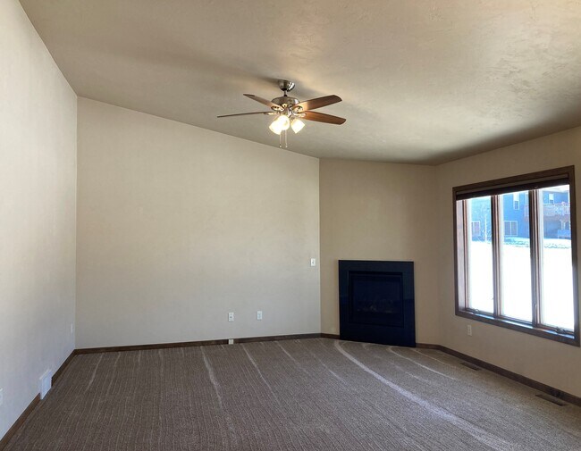 Photo - 811 S Mill St