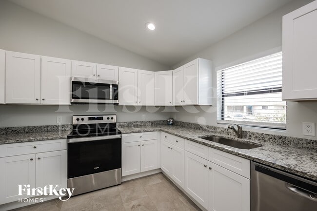 2506 63rd St W
