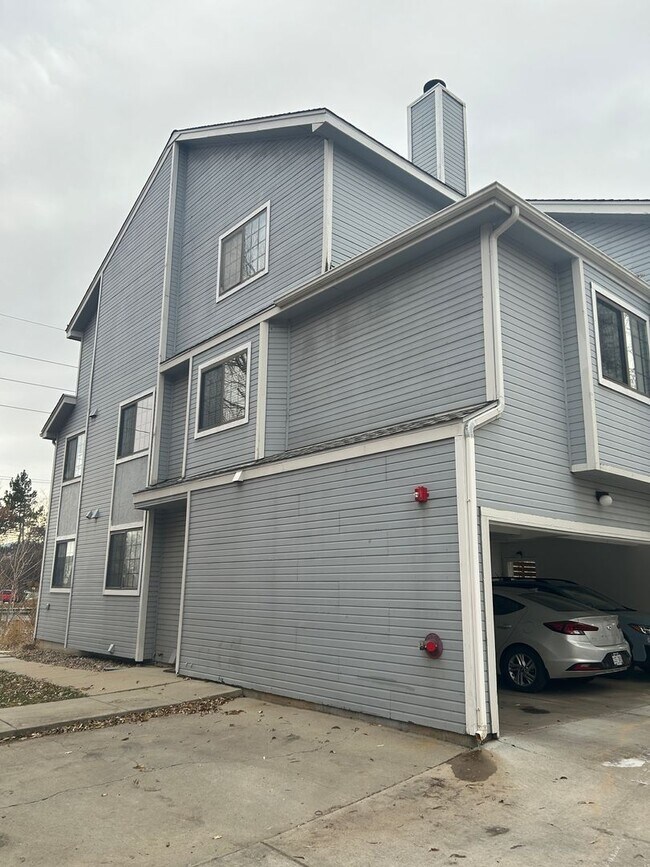 Photo - 2-Bedroom Condo for Rent in North Boulder Unidad 1