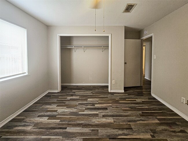 Building Photo - 398 Duroux Rd Unit a