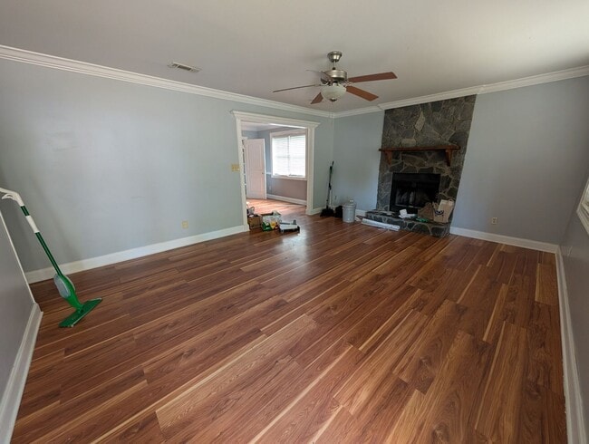 Photo - 741 Cherry Dr