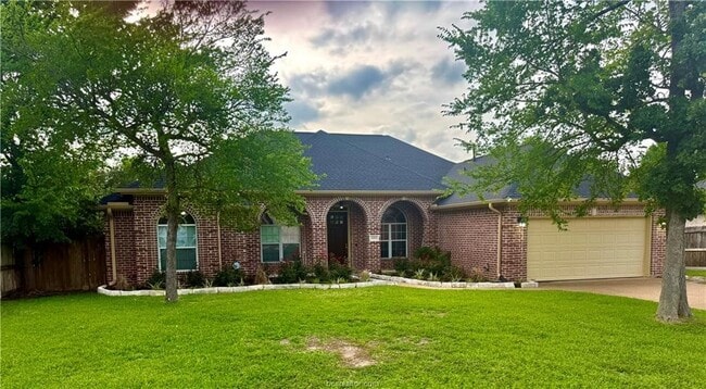 Photo - 4414 Woodland Ridge Dr