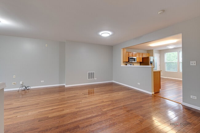 Photo - 496 Belvedere Ln