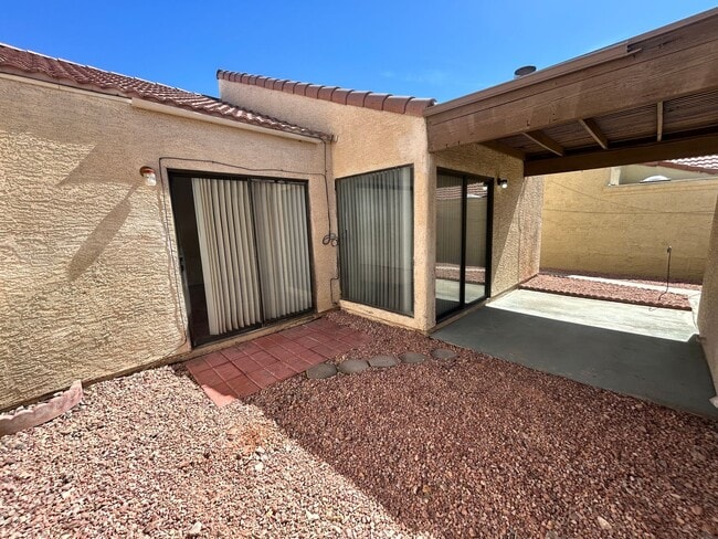 Photo - Charming Summerlin retro 2-bedroom home