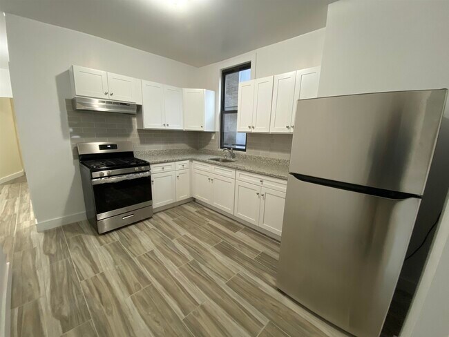 Photo - 84 Irving St Apartment Unit 1