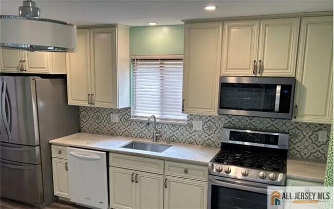 Photo - 21 Woodhill St