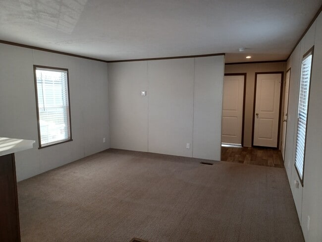 Photo - 5200 Champagne Dr
