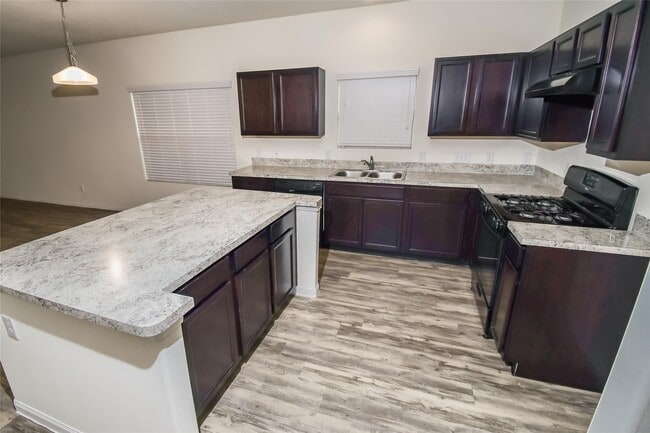 Photo - 2607 Montecito Ln