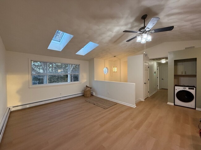 Photo - 5 Kingston St