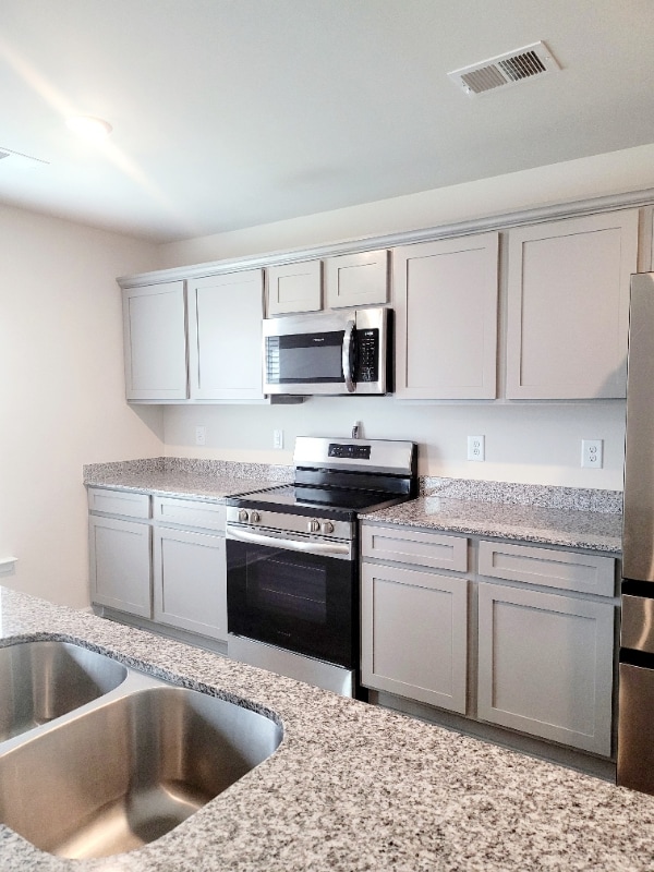 Photo - 752 Wimbee Ct