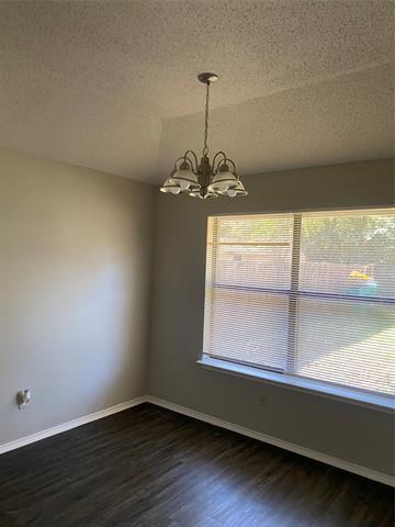 Photo - 822 Collins Blvd