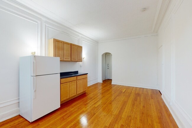 Photo - 5120 S. Hyde Park Boulevard