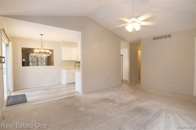 Photo - 2110 Hidden Meadows Dr Unidad A