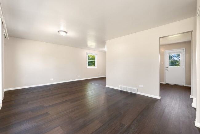 Photo - 3308 Birchwood Dr
