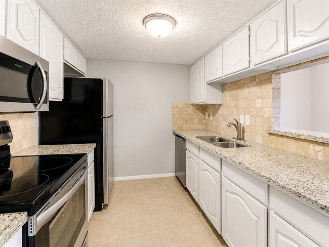 Photo - 1607 Alabama St Unit 5