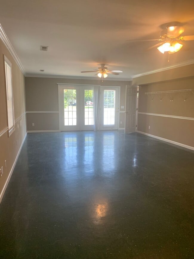 Photo - Beautiful 2 Bedroom Home with Spacious Bonus Room!