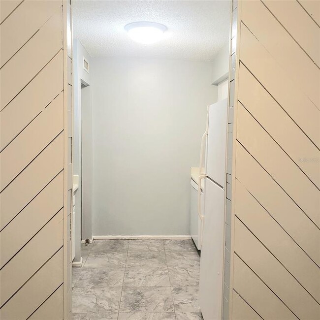 Photo - 305 Wellington Ct Unit 61