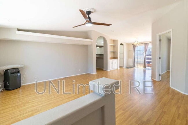 Photo - 1679 W Stephen Dr
