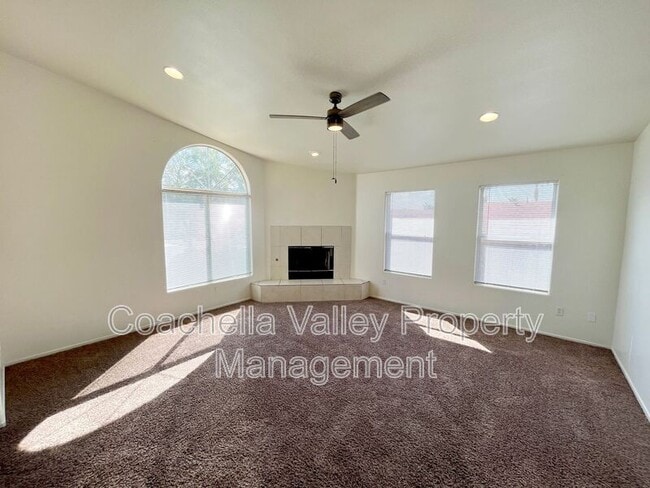 Photo - 66028 Mission Lakes Blvd