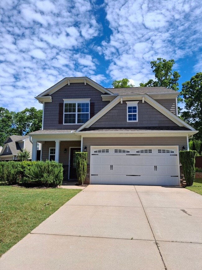 Beautiful 3-Bedroom Home with Bonus Room i... - Beautiful 3-Bedroom Home with Bonus Room i...