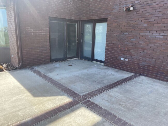 Photo - Condo On The Golf Course!!!