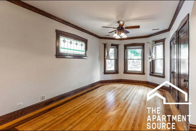 Photo - 4309 N Richmond St Unit 2