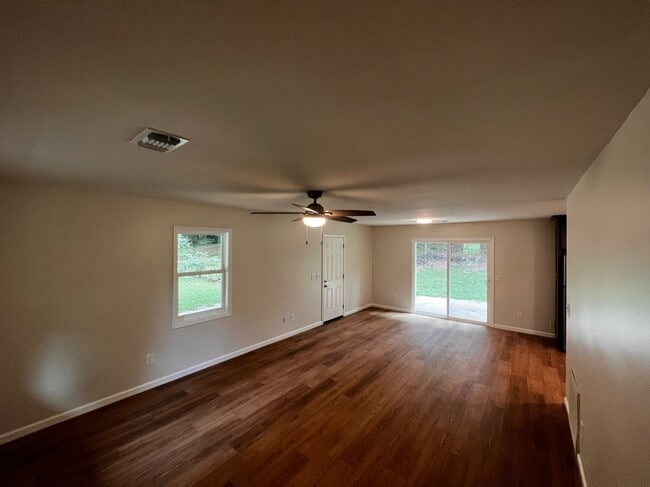 Photo - 3025 Barrett Ct