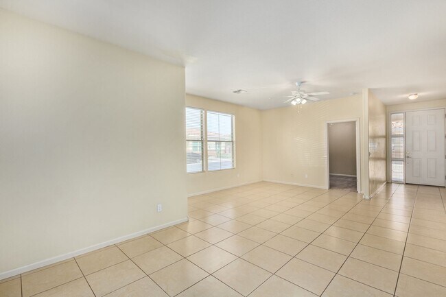 Photo - Excellent location! Community Pool and parks! Appliances included!
