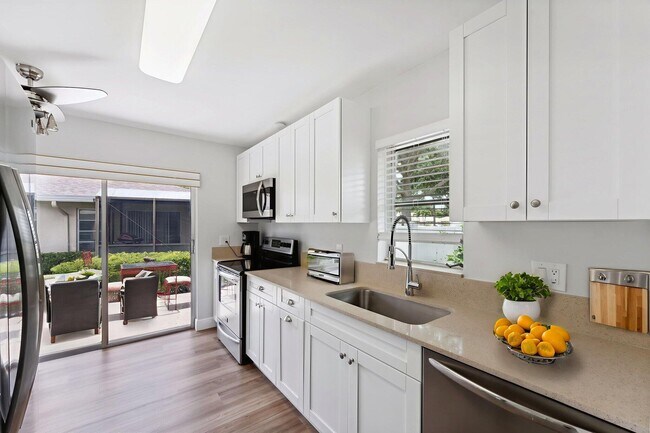 Photo - 8860 Rheims Rd