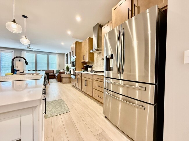 Photo - Central, luxury townhome in the heart of L...