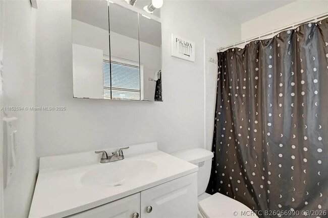 1213 SE 1st St Unit 1
