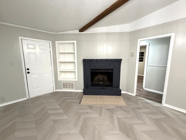 Building Photo - 5919 40th Ct