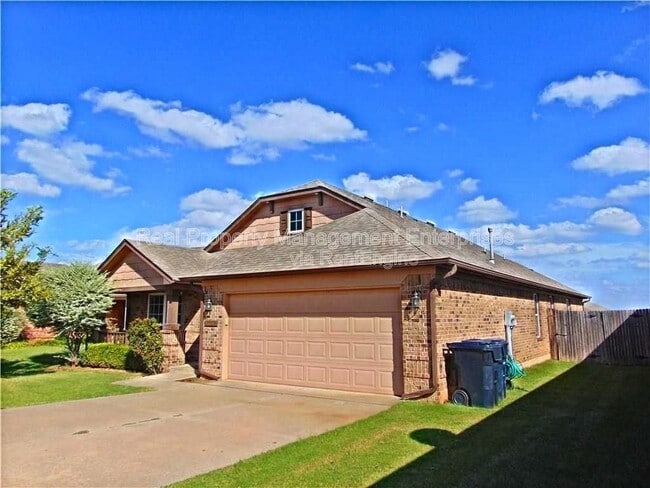 Photo - 18212 Viento Dr