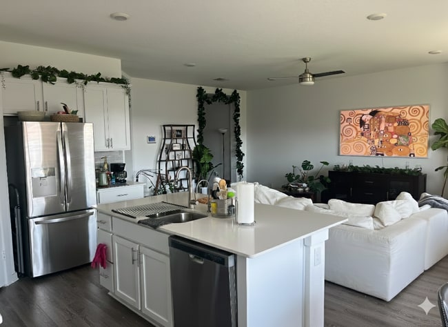 Photo - 14005 Zuhause Dr