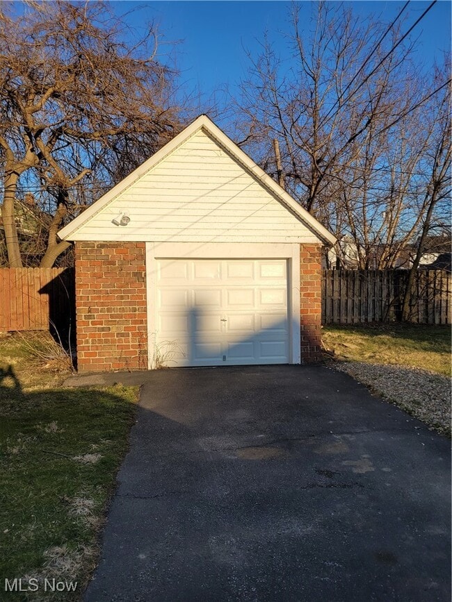 Photo - 4007 E 54th St Unidad 2