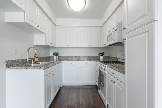1 bedroom 1 bath kitchen