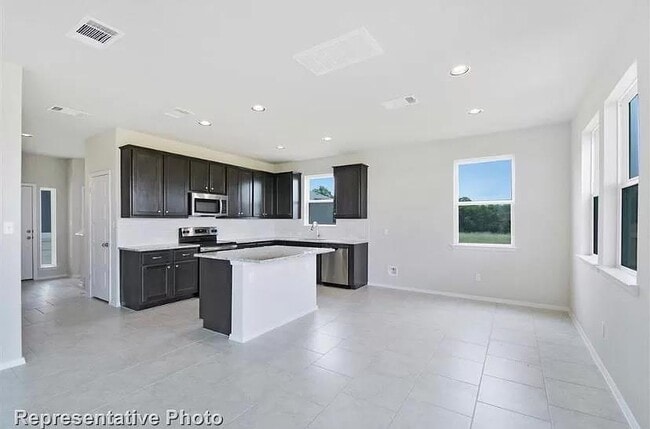 Photo - 307 Insider Loop