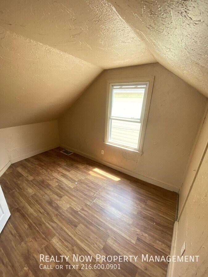 Photo - 3356 W 33rd St Unit 2