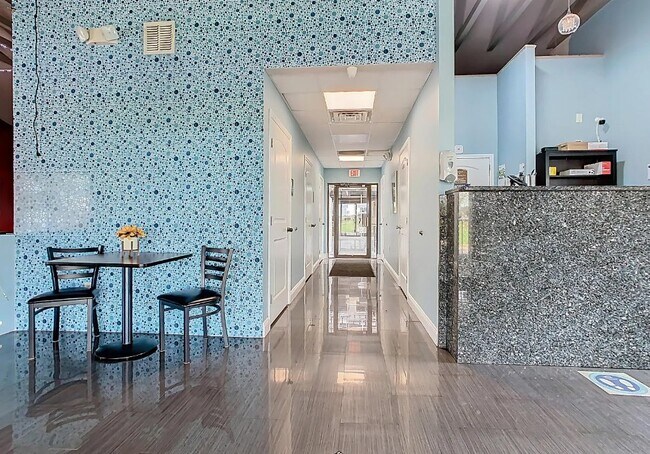 44199 US-27 Unit Double Room