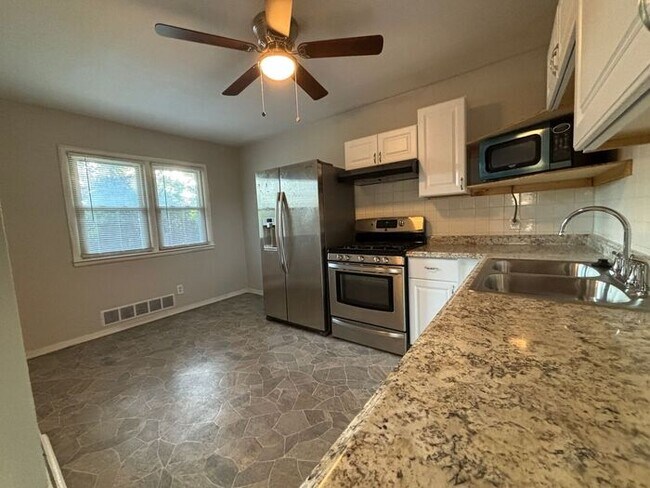 Photo - 2BR w/ Large Backyard near Pleasant Hill