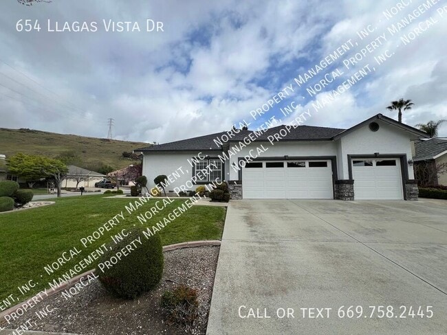 Photo - 654 Llagas Vista Dr